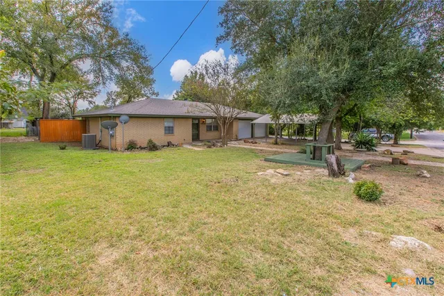 $238,900 | 400 Bridge Street, Gatesville, TX 76528