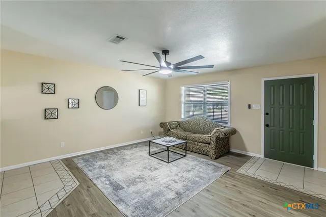 $238,900 | 400 Bridge Street, Gatesville, TX 76528