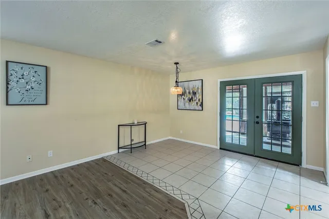 $238,900 | 400 Bridge Street, Gatesville, TX 76528