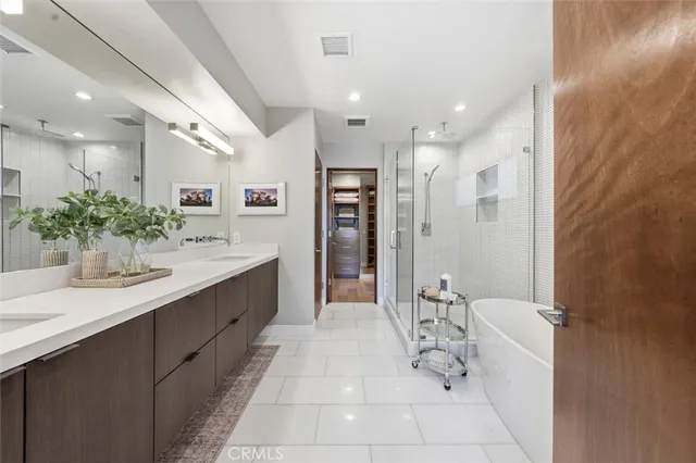 $3,195,000 | 959 5th Street, Unit A, Hermosa Beach, CA 90254