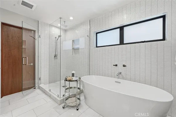 $3,149,000 | 959 5th Street, Unit A, Hermosa Beach, CA 90254