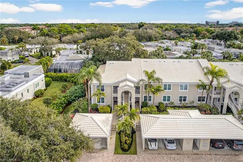 $599,000 | 5899 Chanteclair Drive, Unit 211, Naples, FL 34108