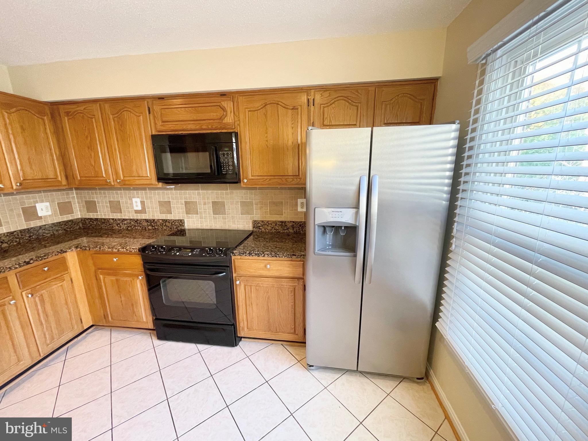 8109 Squirrel Run Road Springfield, VA 22152 - Photo 11 of 52