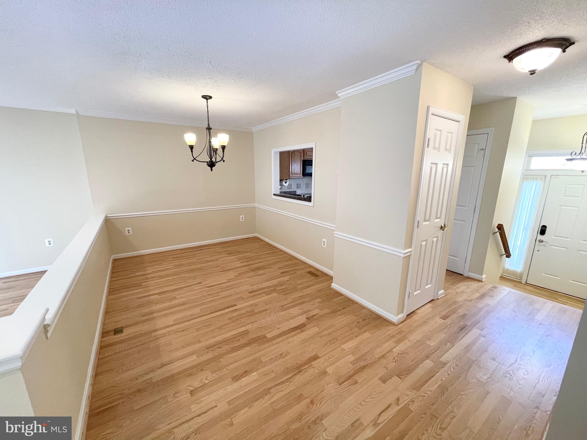 8109 Squirrel Run Road Springfield, VA 22152 - Photo 19 of 52