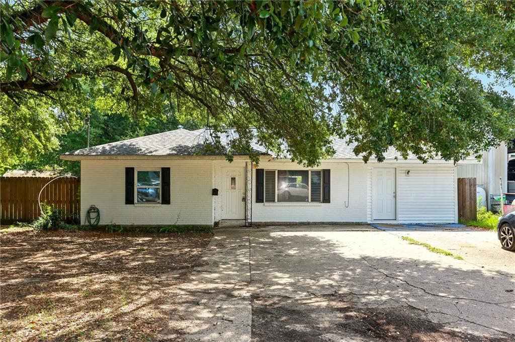 112 North Scanlan St