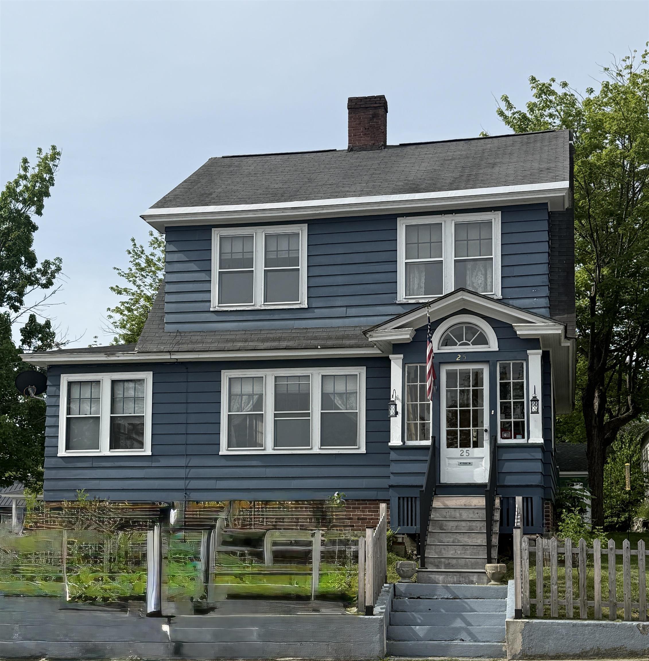 25 Laurel Street Berlin, NH 03570 - Photo 1 of 17