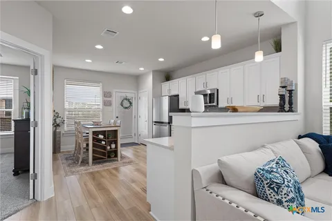 $350,000 | 529 Peace Drive, Liberty Hill, TX 78642