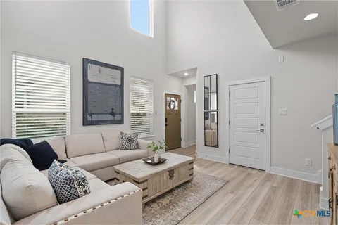 $350,000 | 529 Peace Drive, Liberty Hill, TX 78642