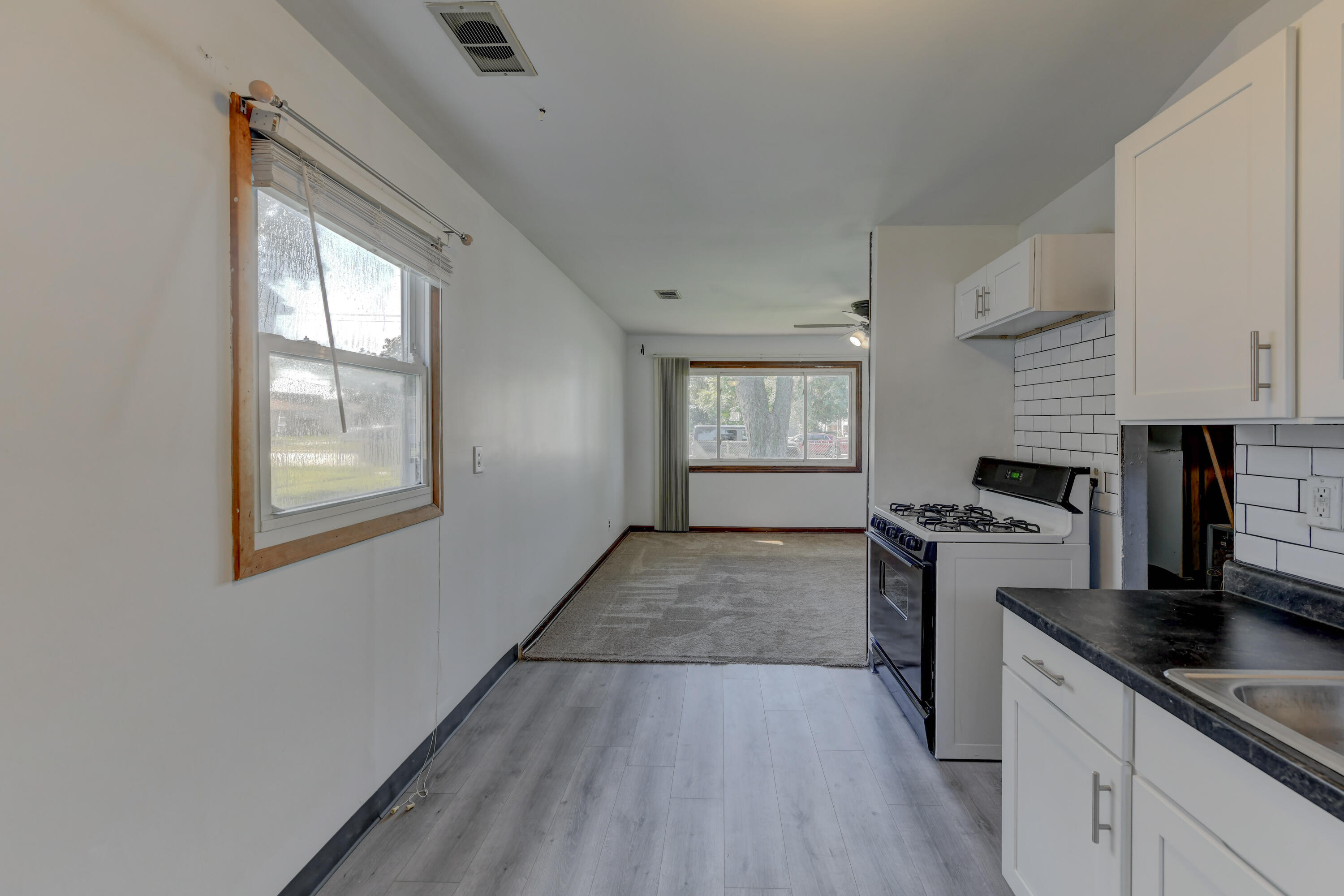 1615 175th Street Hammond, IN 46324 - Photo 7 of 13 3000x2000