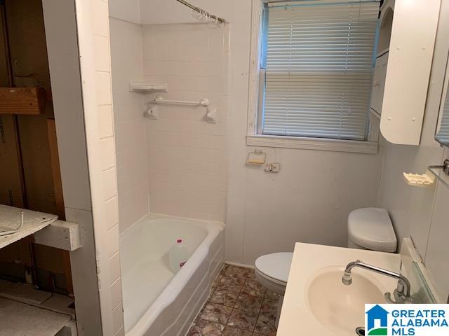 1231 Alexandria Road Weaver, AL 36277 - Photo 19 of 42