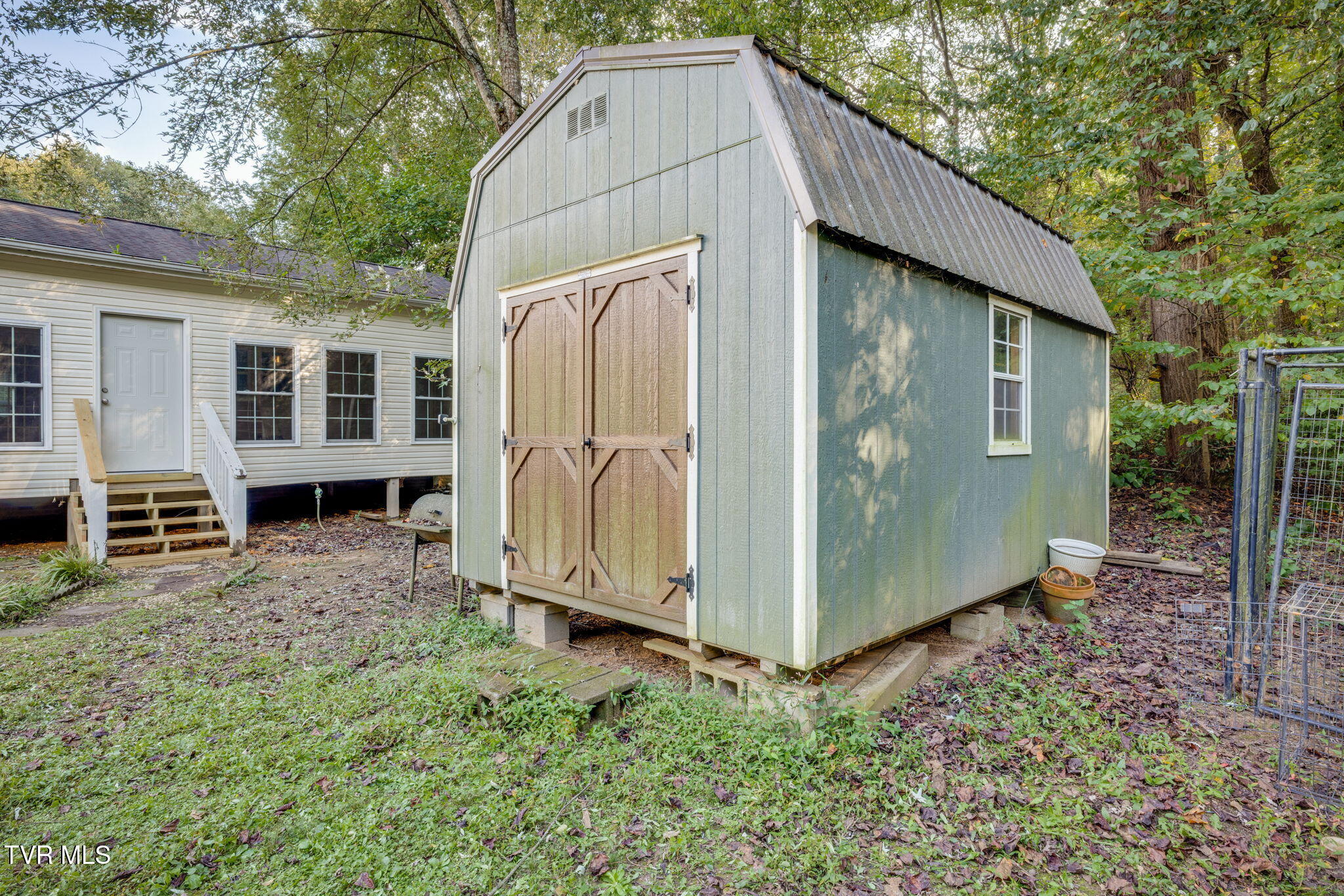 140 Keller Road Afton, TN 37616 - Photo 41 of 47 040