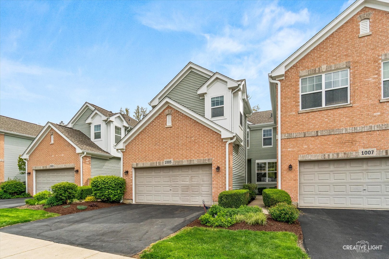 1005 Hummingbird Way Bartlett, IL 60103 - Photo 1 of 19