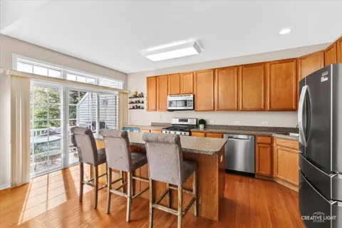 $375,000 | 1005 Hummingbird Way, Bartlett, IL 60103