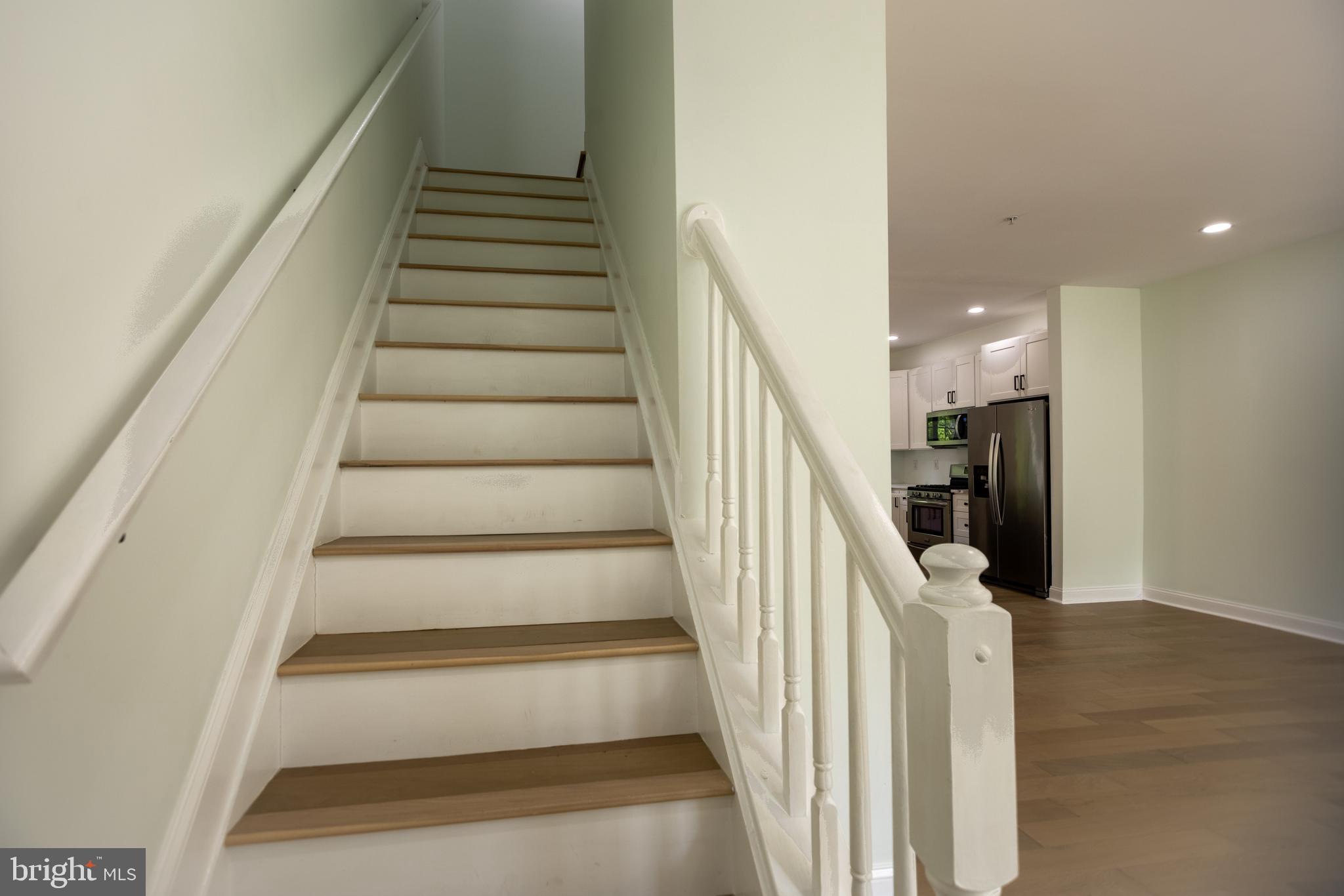 11904 White Heather Road Cockeysville, MD 21030 - Photo 12 of 42 a view of entryway
