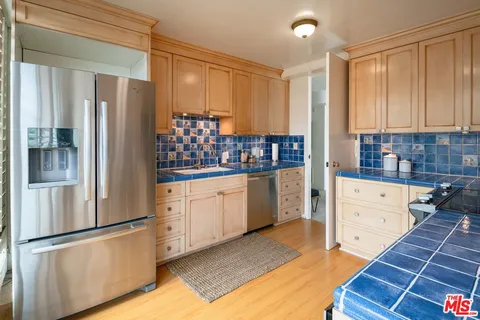 $2,900,000 | 535 Ocean Avenue, Unit 8A, Santa Monica, CA 90402