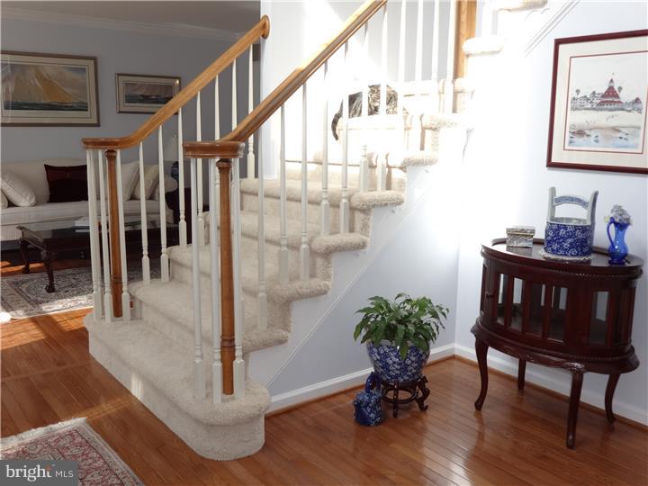 26 Brookwood Road Mount Laurel, NJ 08054 - Photo 2 of 25 Foyer
