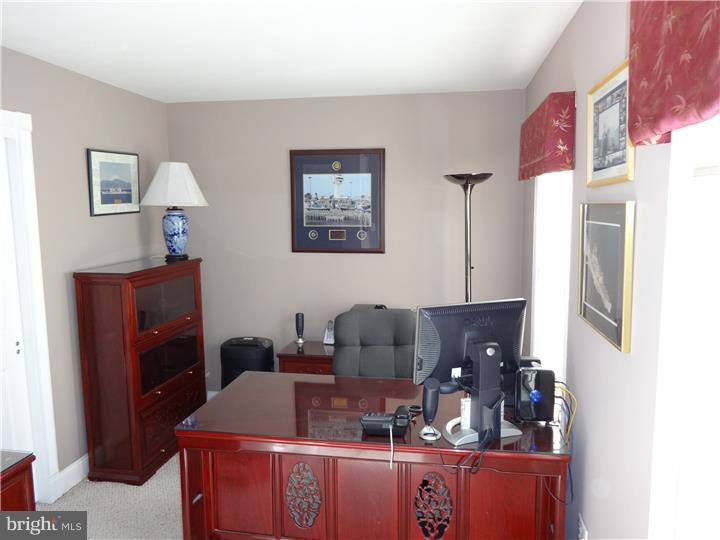 26 Brookwood Road Mount Laurel, NJ 08054 - Photo 10 of 25 Office / Study