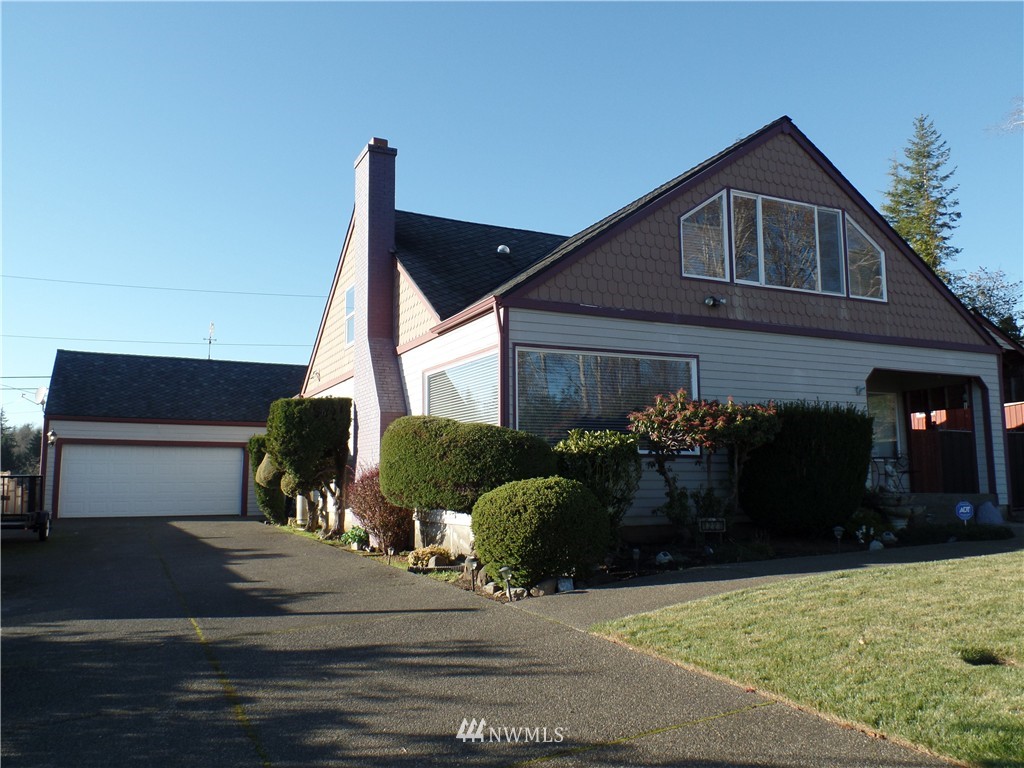 1227 Chilton Road Aberdeen, WA 98520 - Photo 1 of 25 Gallery Image 1