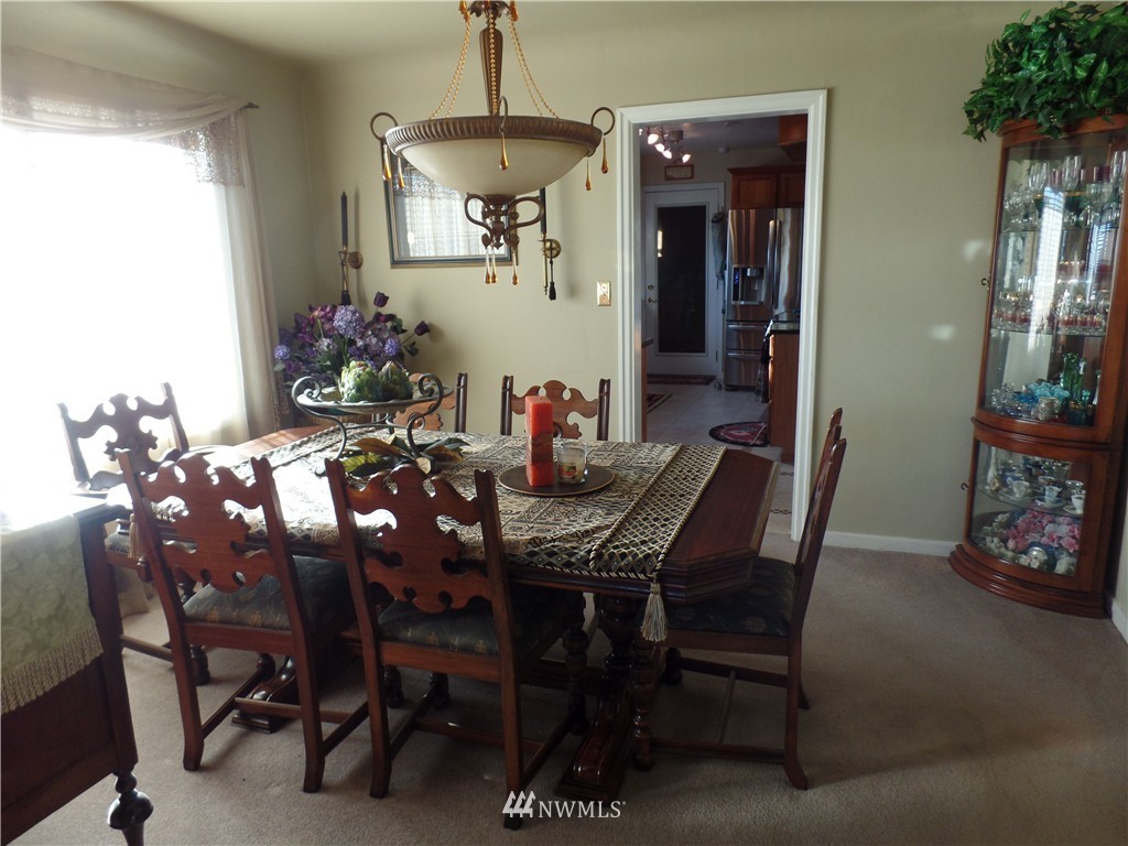 1227 Chilton Road Aberdeen, WA 98520 - Photo 5 of 25 Gallery Image 5