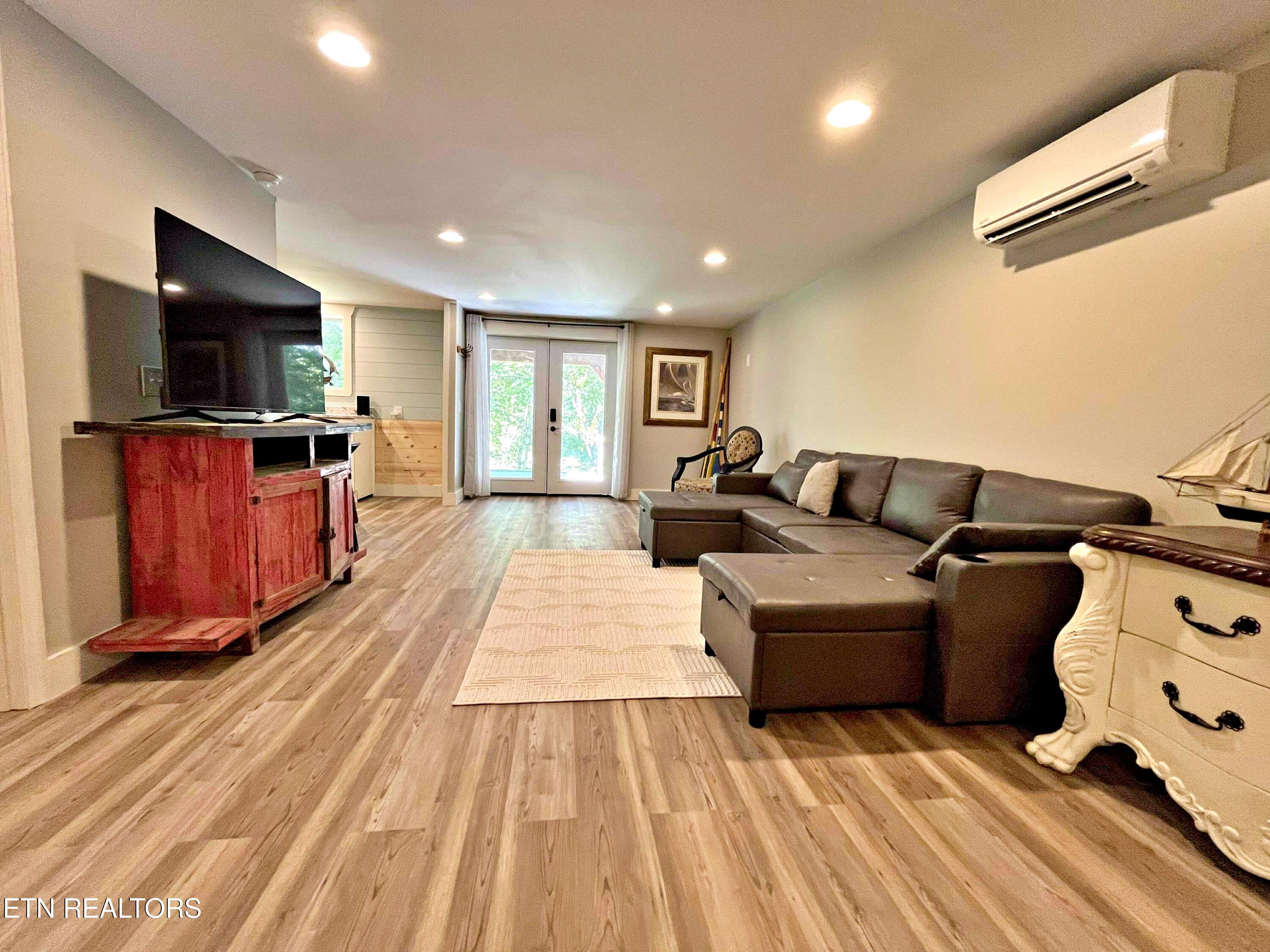 282 White Oak Road Decatur, TN 37322 - Photo 16 of 31 19ab0b27-6edd-49c4-a4cd-e01ac7fce5e0