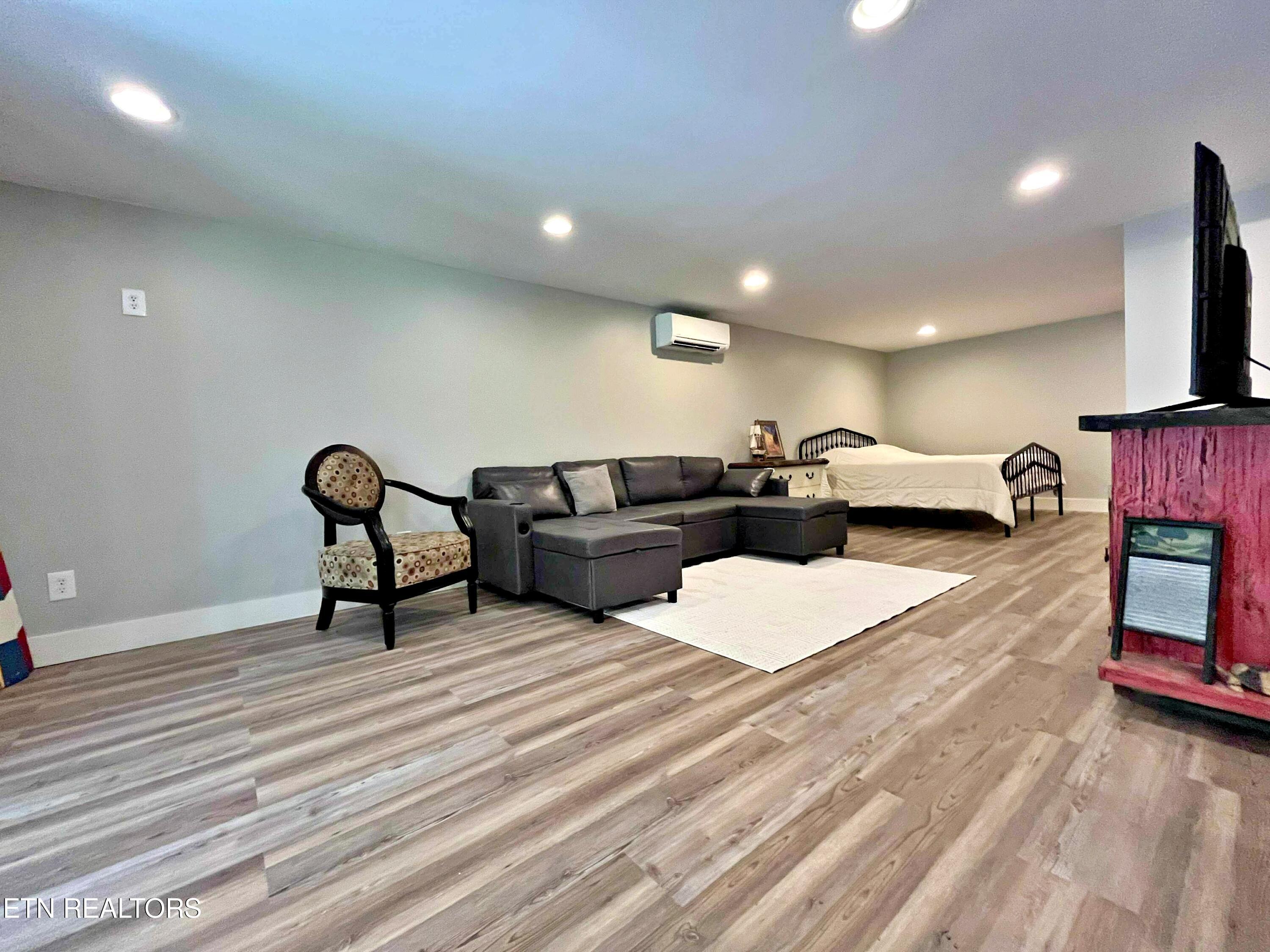 282 White Oak Road Decatur, TN 37322 - Photo 17 of 31 13cd4dcc-8e85-45ac-afbc-e33a8d3ea126