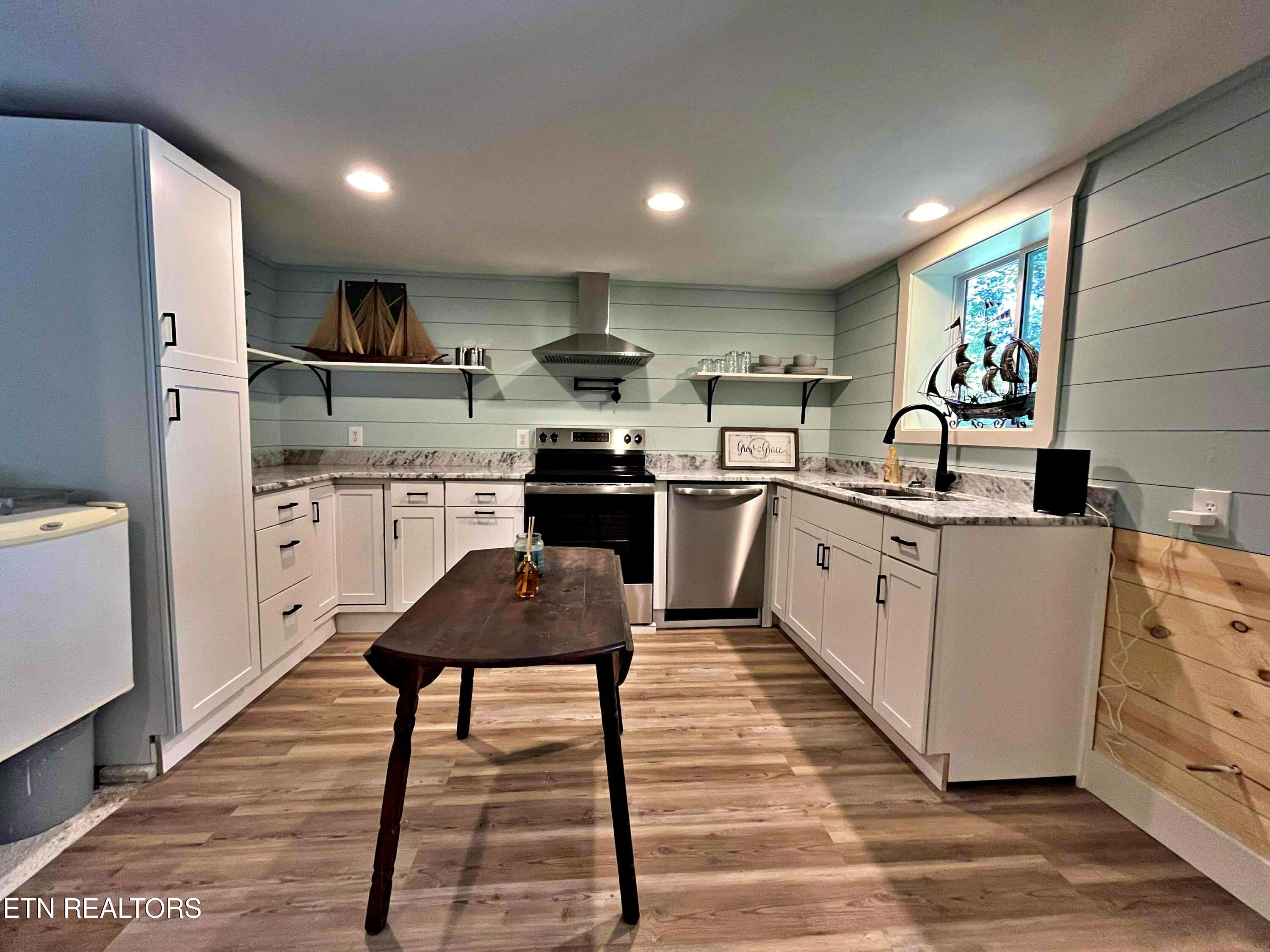 282 White Oak Road Decatur, TN 37322 - Photo 22 of 31 159e46ab-0577-45d6-9980-5484edae473f