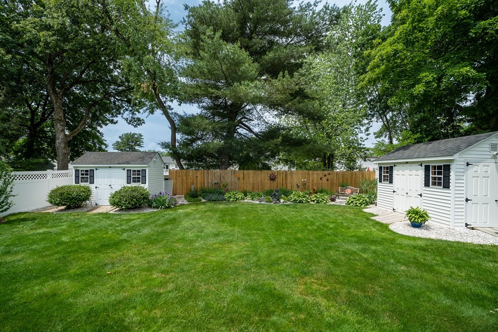 26 Peekskill Avenue Springfield, MA 01129 - Photo 8 of 42 Gallery Image 8