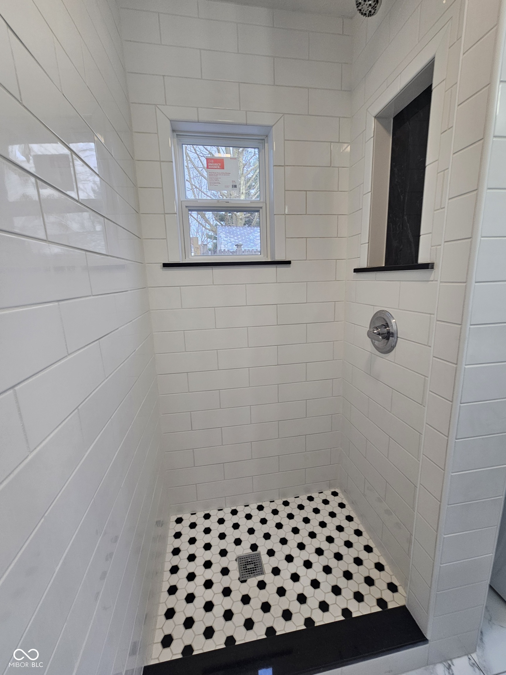 335 West 4th Street Anderson, IN 46016 - Photo 12 of 24