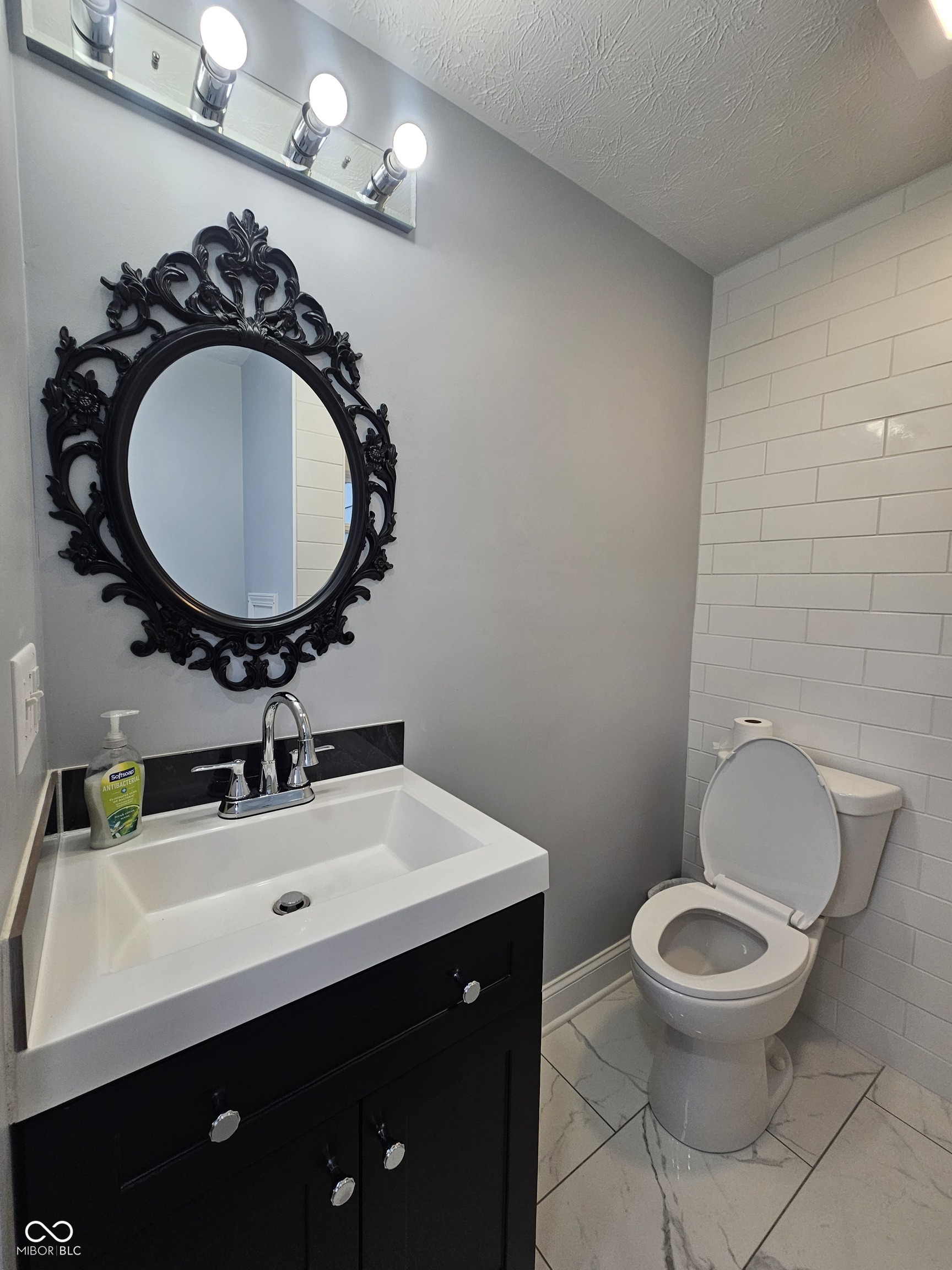 335 West 4th Street Anderson, IN 46016 - Photo 13 of 24