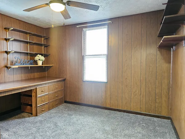 $1,800 | 335 West 4th Street, Anderson, IN 46016