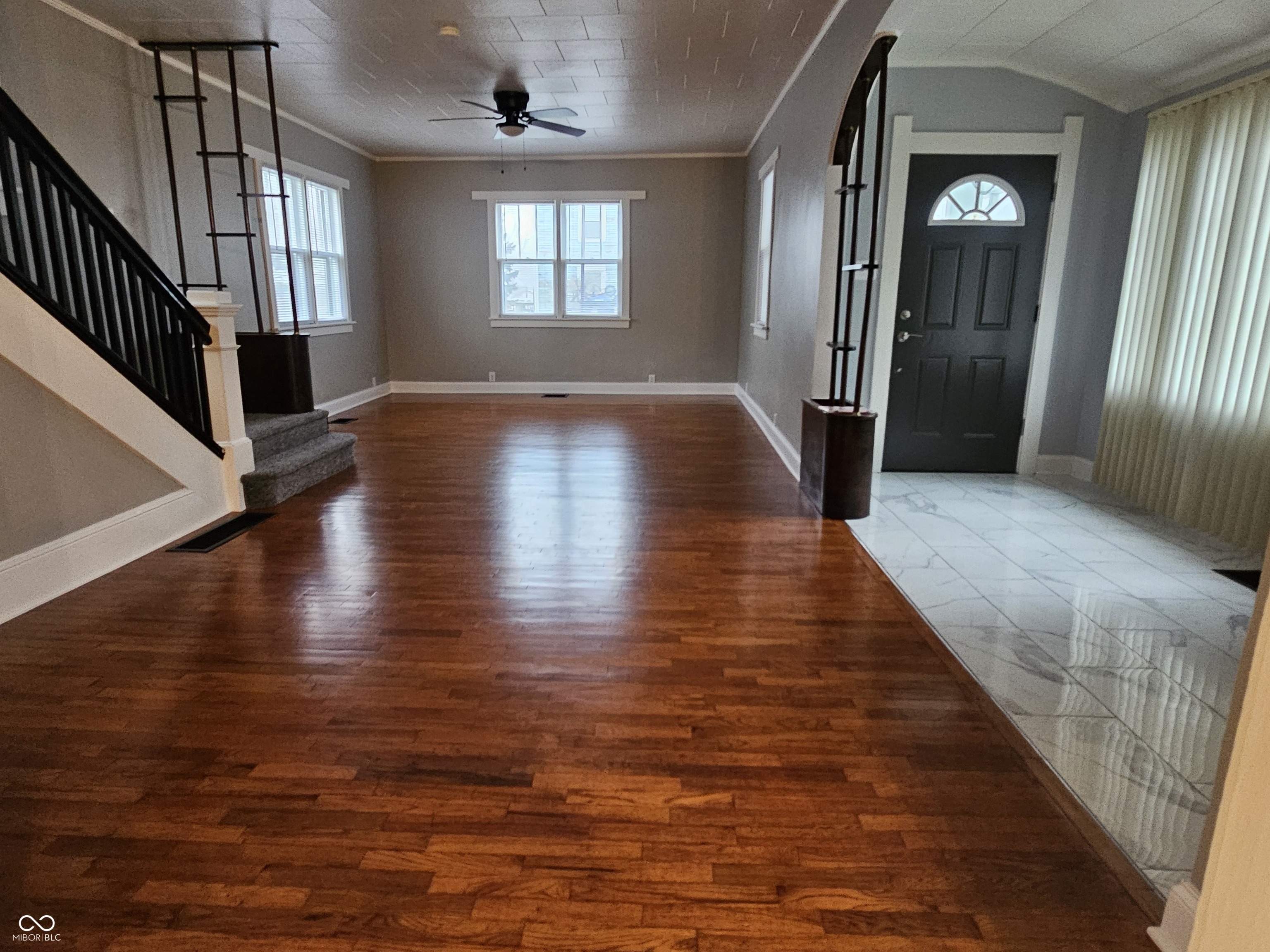 335 West 4th Street Anderson, IN 46016 - Photo 3 of 24