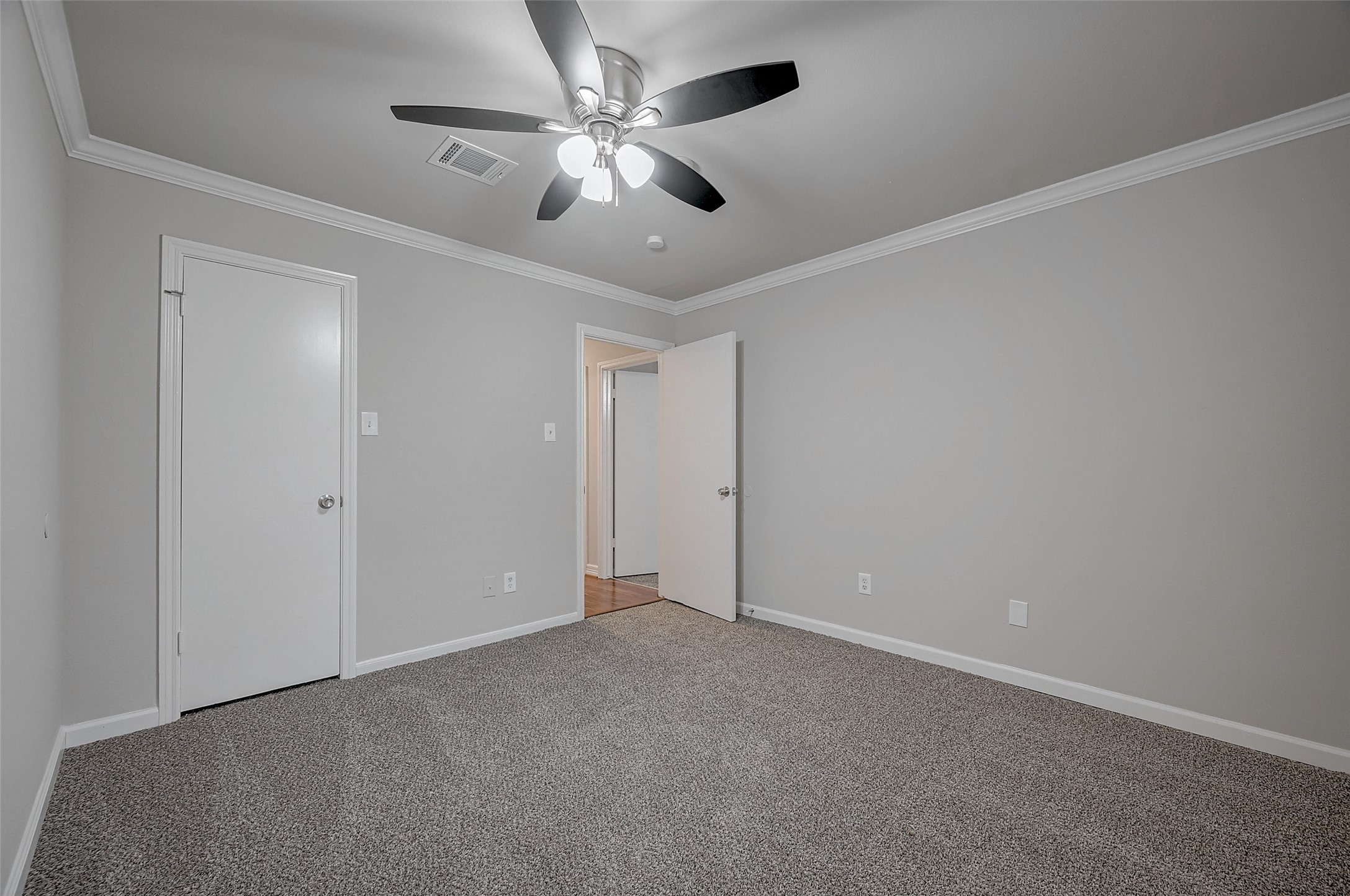 919 Mockingbird Way Sugar Land, TX 77478 - Photo 25 of 41 an empty room with chandelier fan