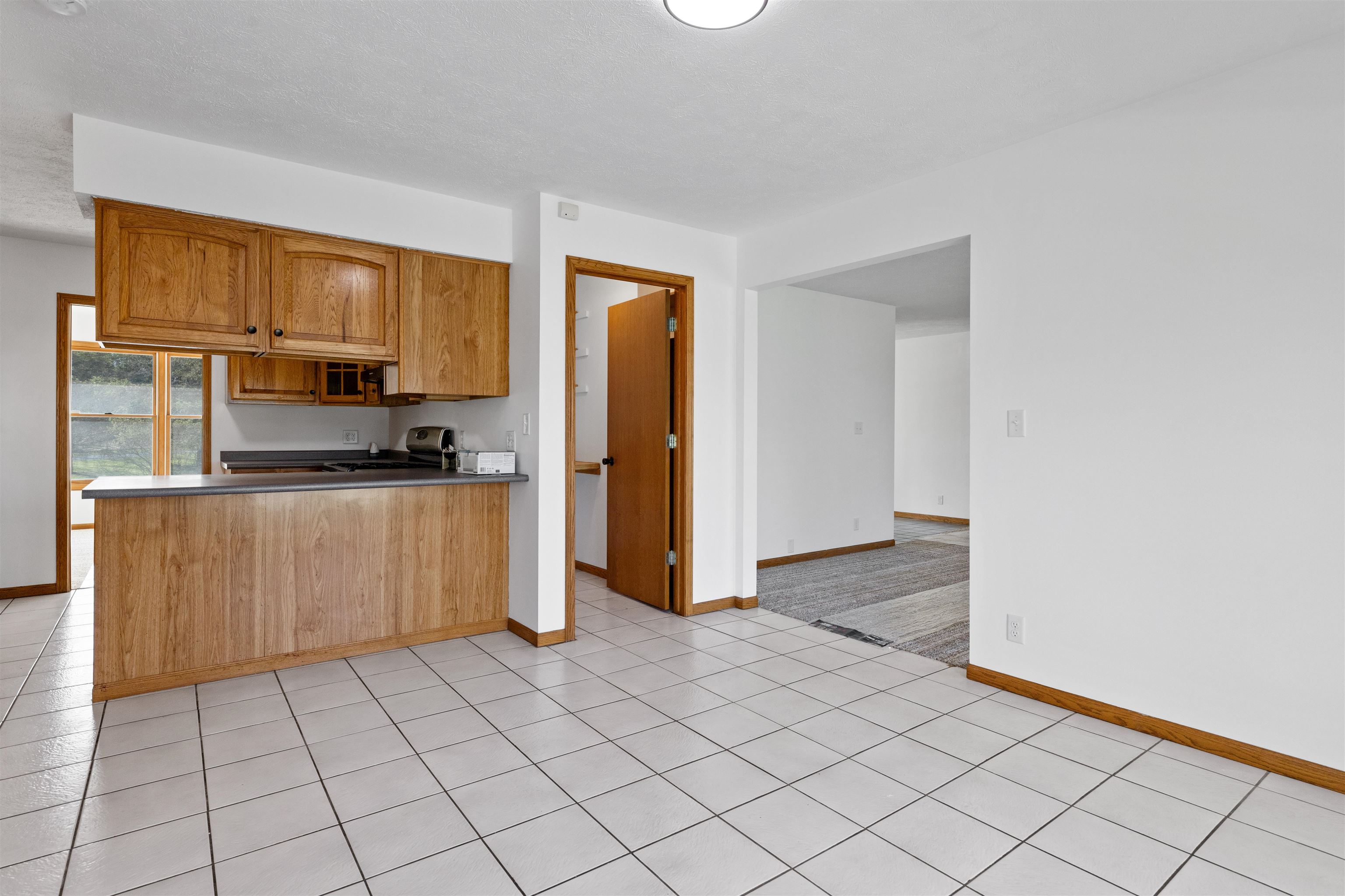 6859 Fitzgerald Road Rockford, IL 61102 - Photo 9 of 55