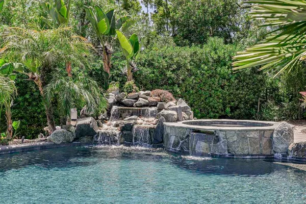 $3,655,000 | 405 Bridoon Terrace, Encinitas, CA 92024