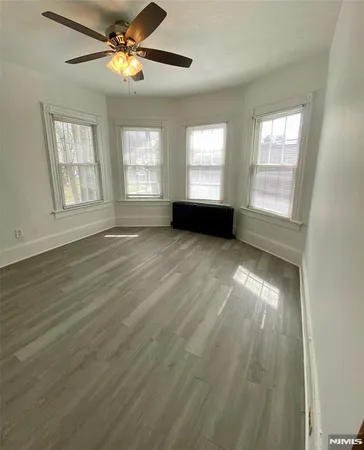 $2,100 | 26 South Maple Avenue, Unit 2, Park Ridge, NJ 07656