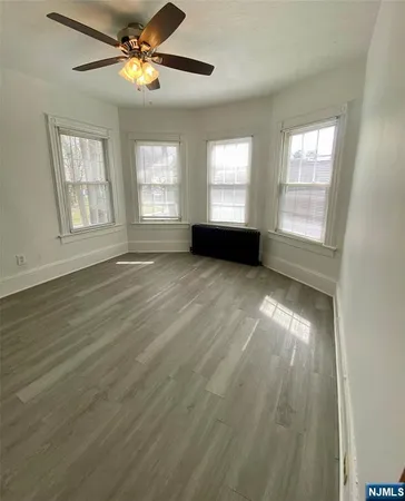 $2,100 | 26 South Maple Avenue, Unit 2, Park Ridge, NJ 07656