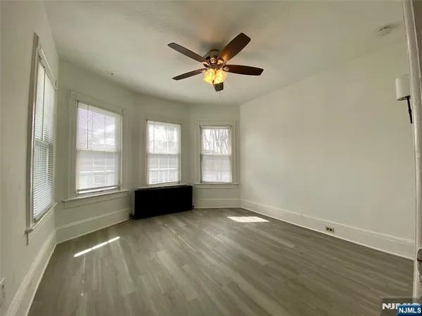 $2,100 | 26 South Maple Avenue, Unit 2, Park Ridge, NJ 07656