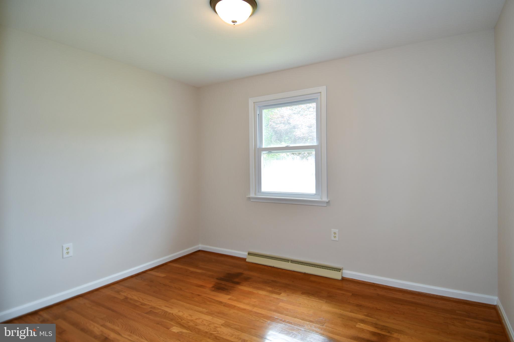 24909 Woodfield School Road Gaithersburg, MD 20882 - Photo 16 of 25 Bedroom 2