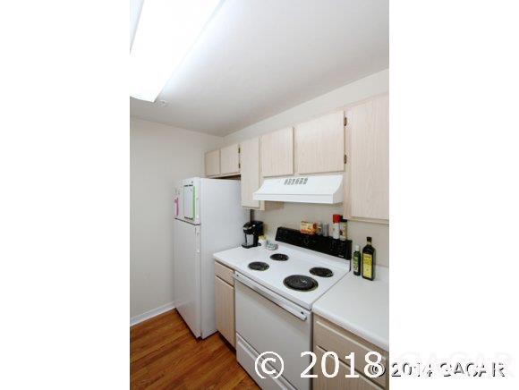 2360 Southwest Archer Road Gainesville, FL 32608 - Photo 13 of 24 Kitchen