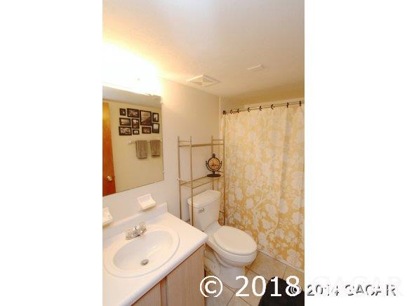 2360 Southwest Archer Road Gainesville, FL 32608 - Photo 17 of 24 Bathroom 1