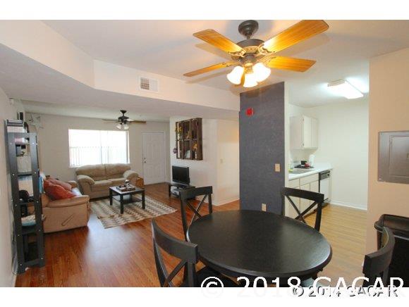 2360 Southwest Archer Road Gainesville, FL 32608 - Photo 8 of 24 Dining Area