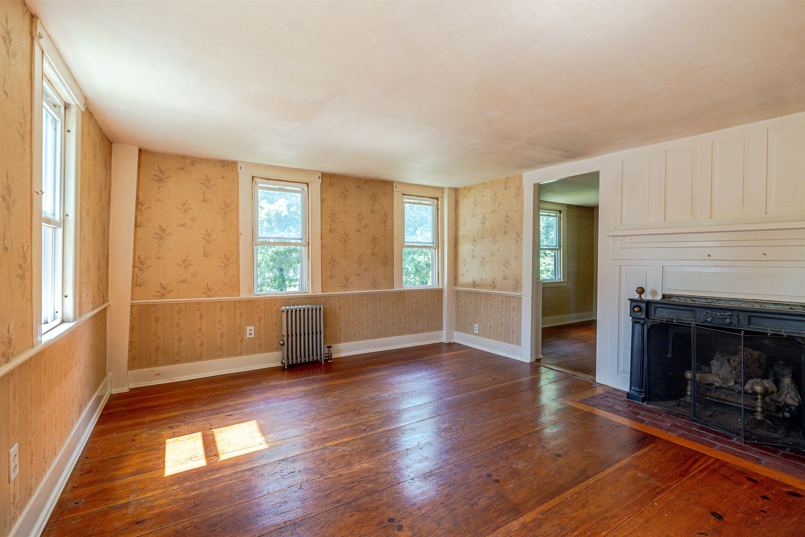 38 West Main Street Warner, NH 03278 - Photo 5 of 59