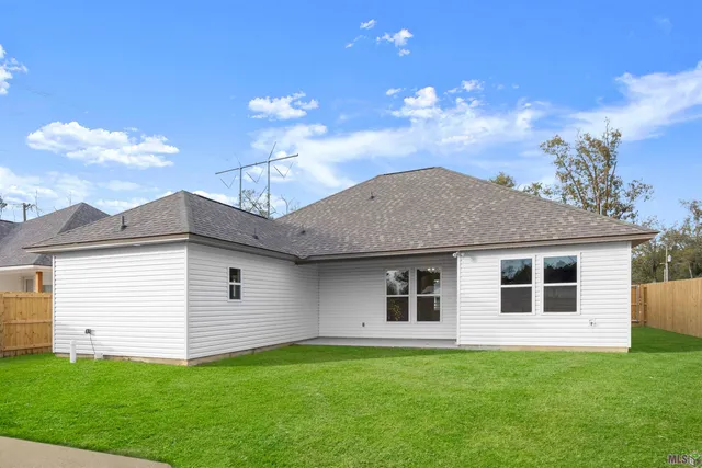 $252,500 | 12068 Sims Road, Denham Springs, LA 70706