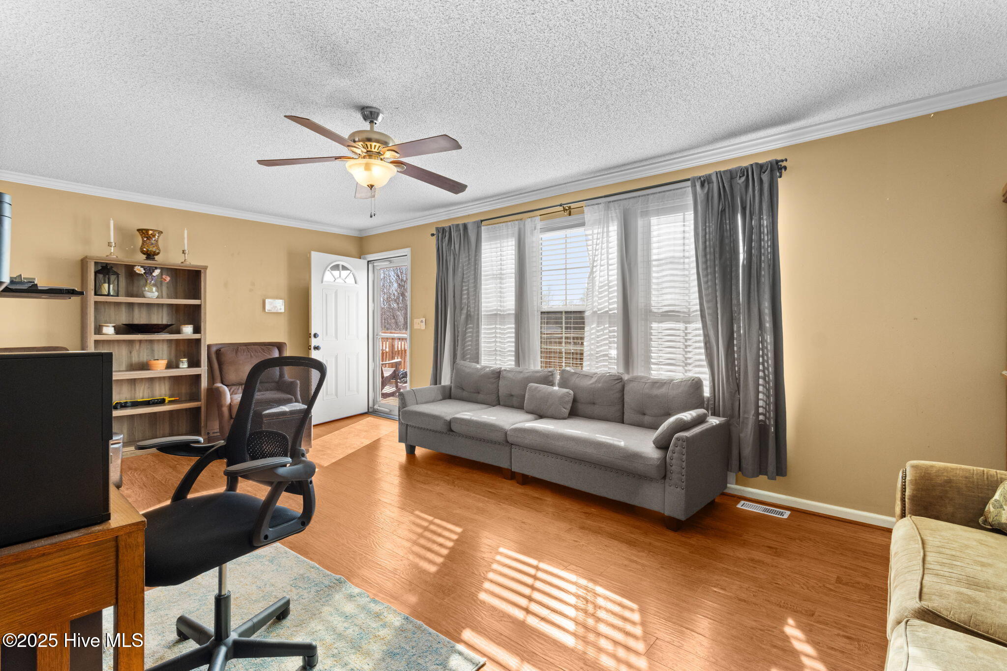 140 Paige Riddick Road Gates, NC 27937 - Photo 5 of 36 Living Room