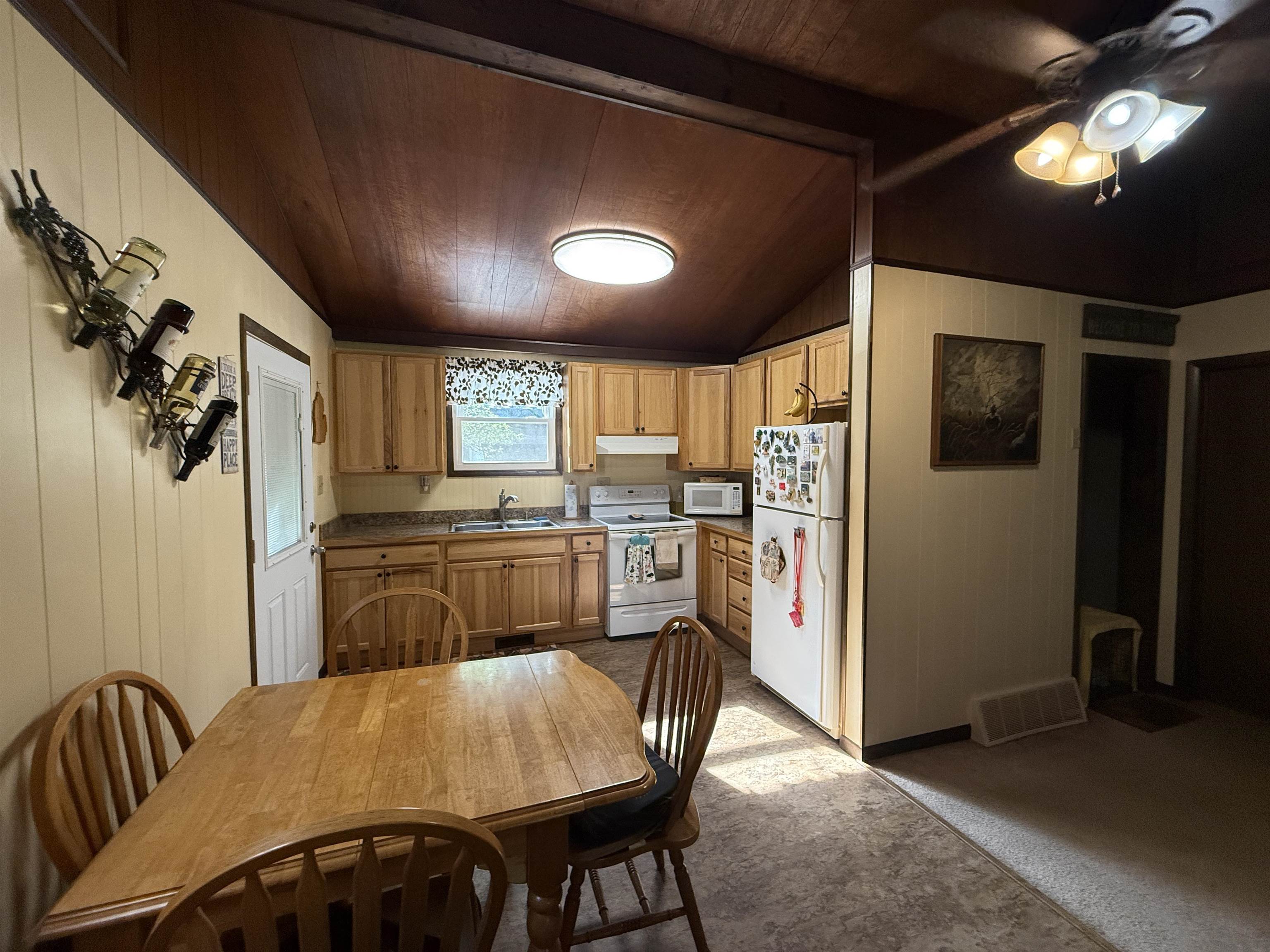 948 Rivers Terrace Road Gladwin, MI 48624 - Photo 23 of 40