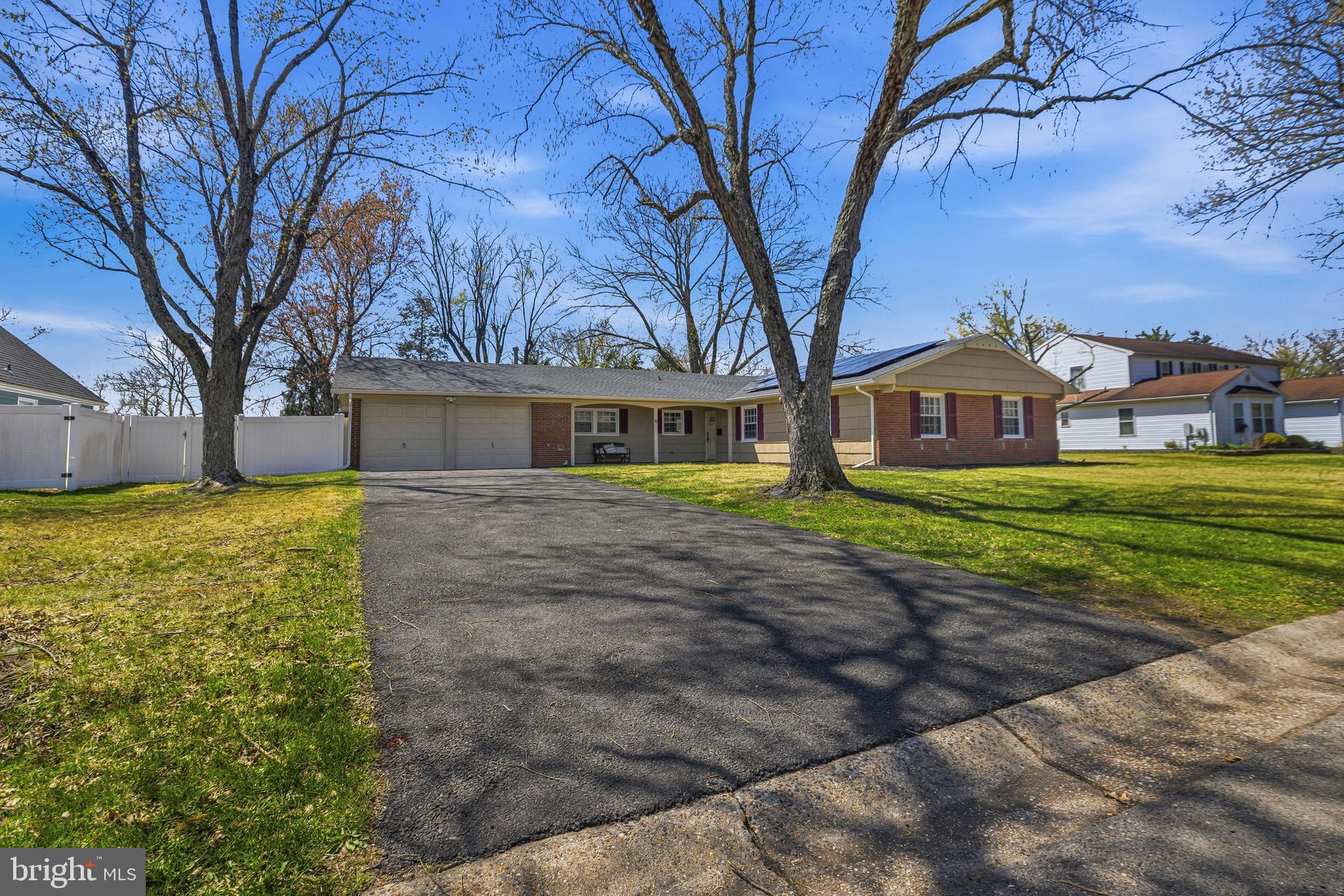 15 Club Ridge Lane Willingboro, NJ 08046 - Photo 3 of 62