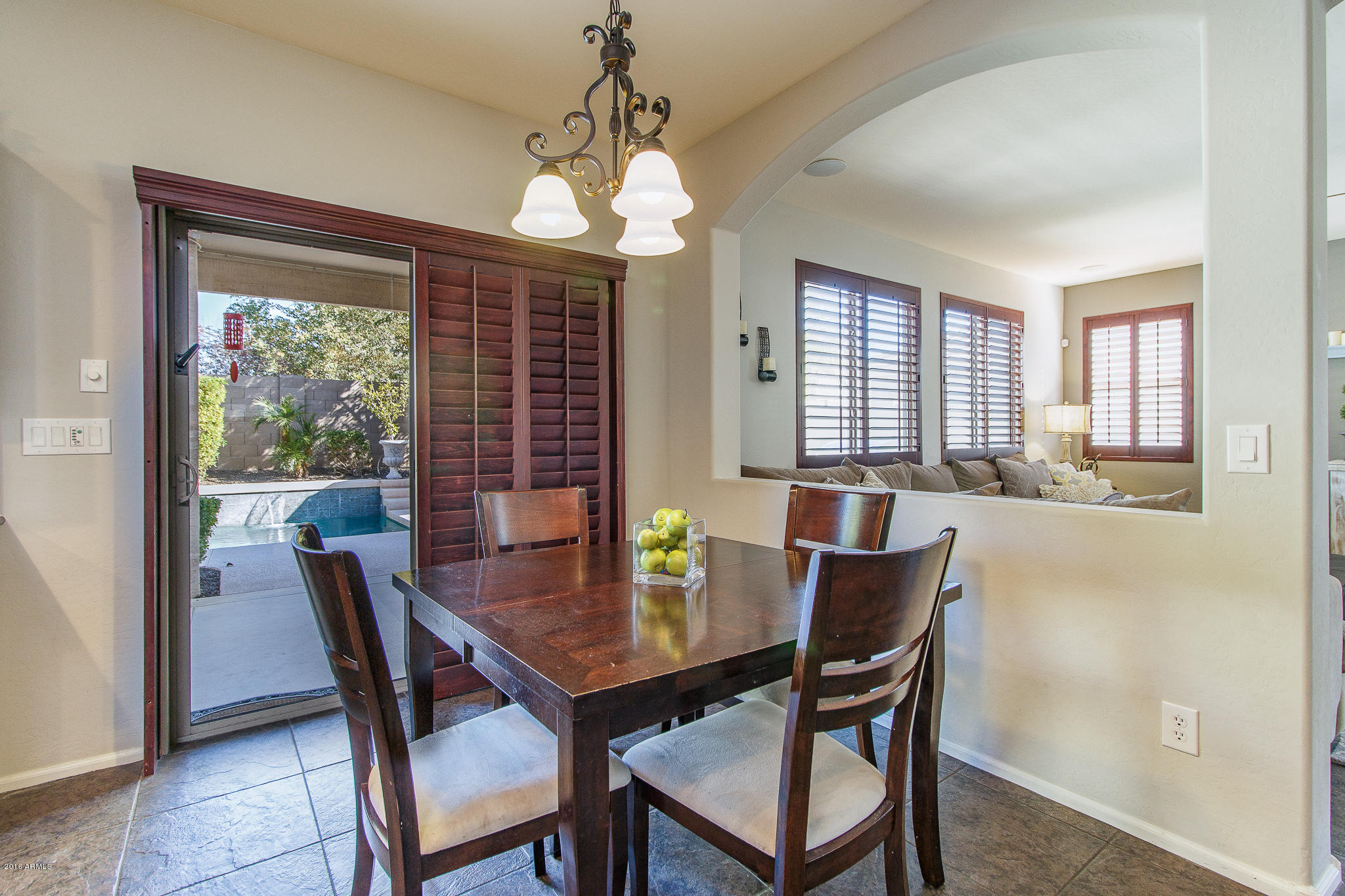 2636 East Jj Ranch Road Phoenix, AZ 85024 - Photo 15 of 39 15) CASUAL DINING