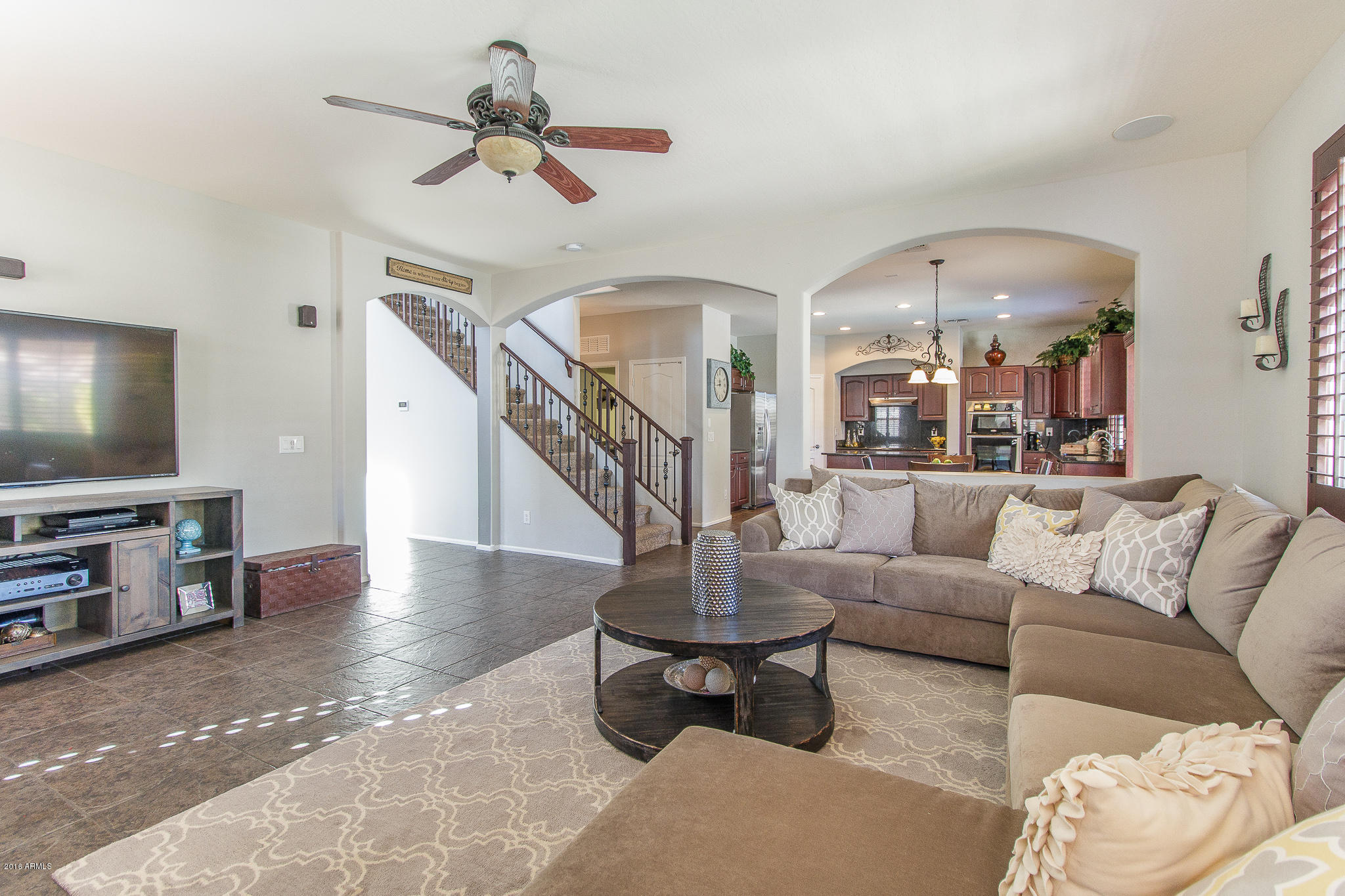 2636 East Jj Ranch Road Phoenix, AZ 85024 - Photo 10 of 39 10) FAMILY ROOM