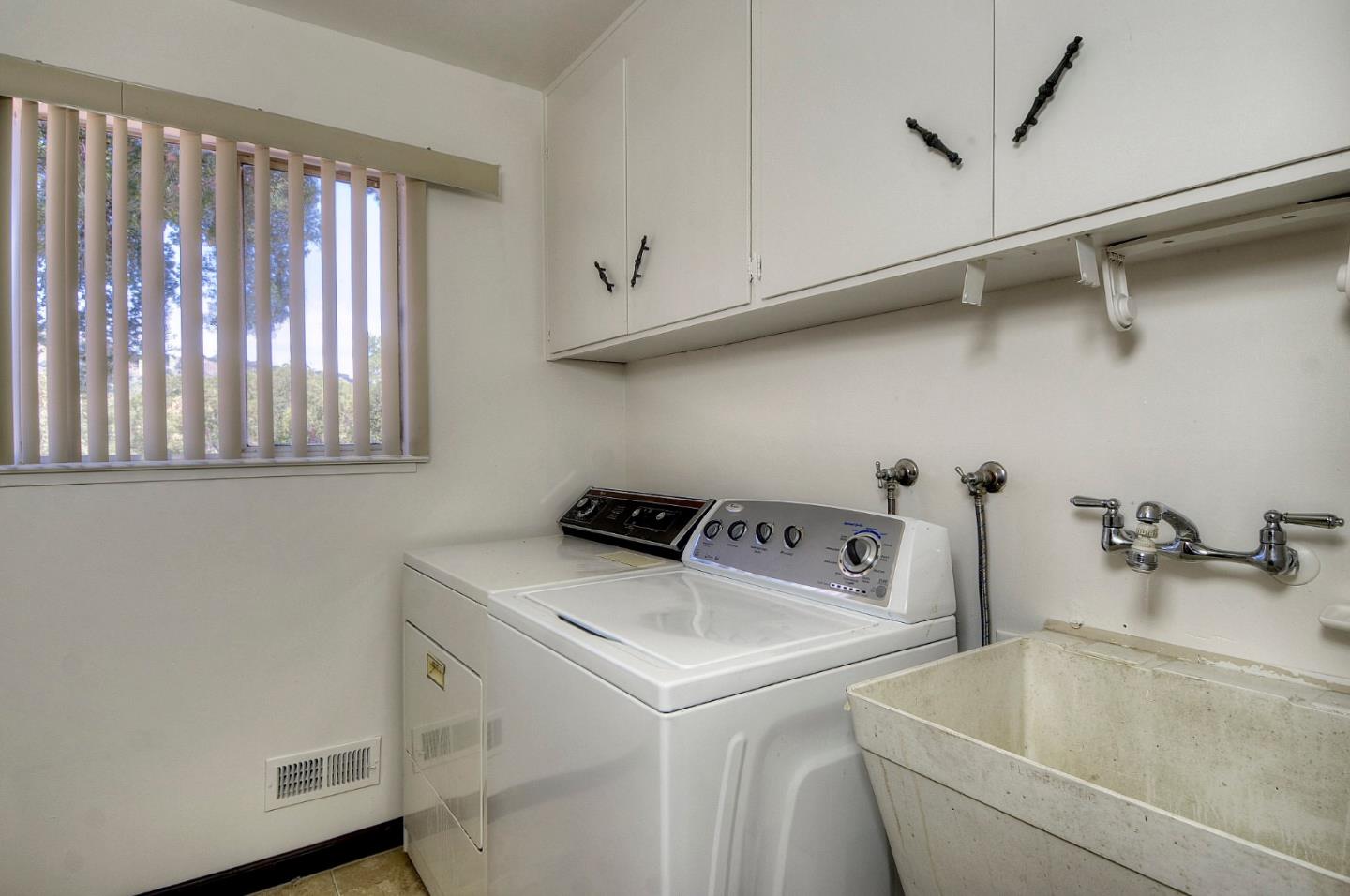 17775 Uvas Road Morgan Hill, CA 95037 - Photo 20 of 24 Gallery Image 20