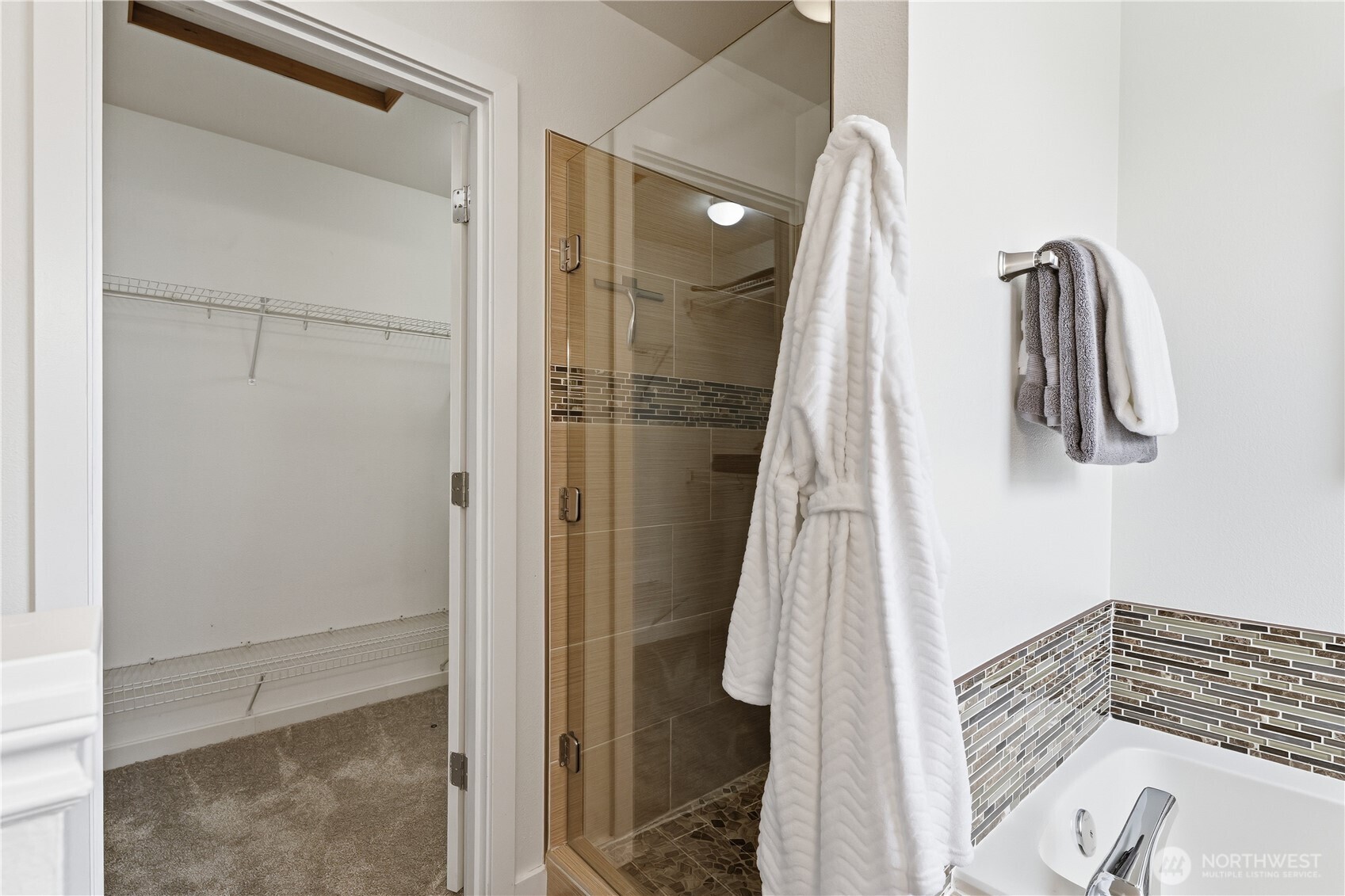 18 167th Place Southwest Bothell, WA 98012 - Photo 24 of 40